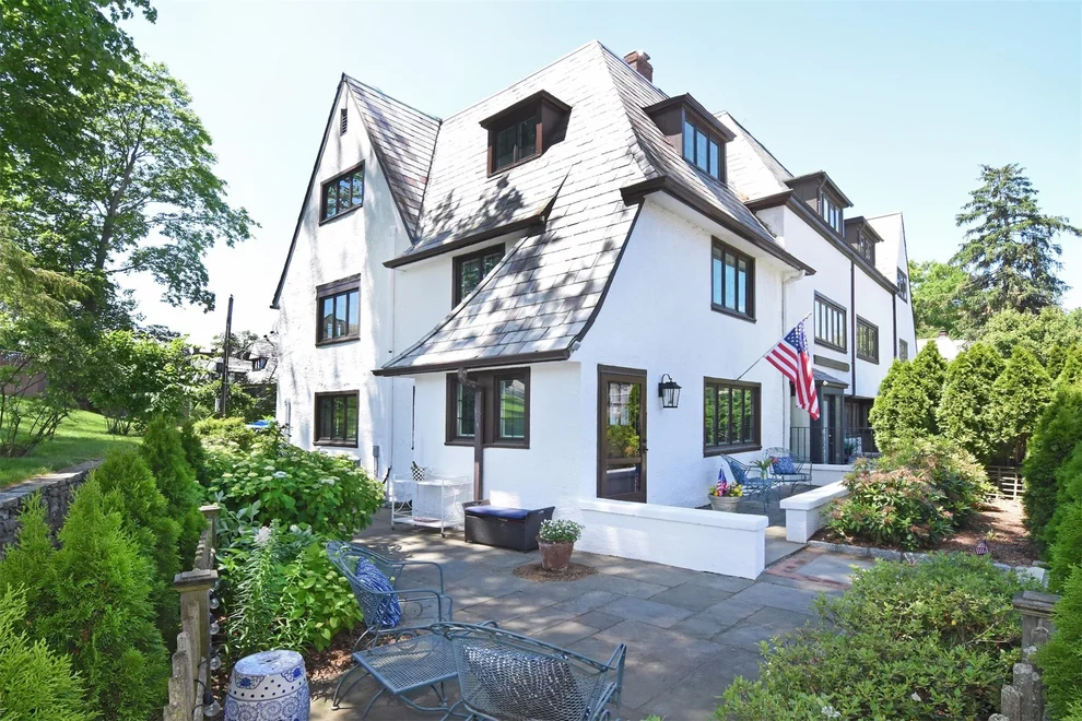 Unit for sale at 160 Pondfield Road, Eastchester, NY 10708
