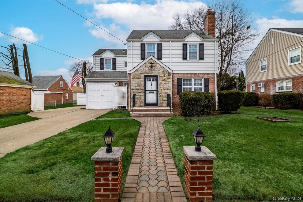 Unit for sale at 135 Chestnut Street, Hempstead, NY 11563