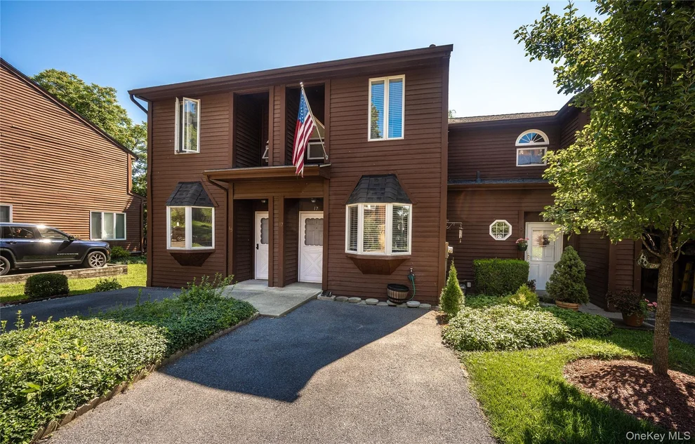 Unit for sale at 17 Davids Lane, Ossining, NY 10562