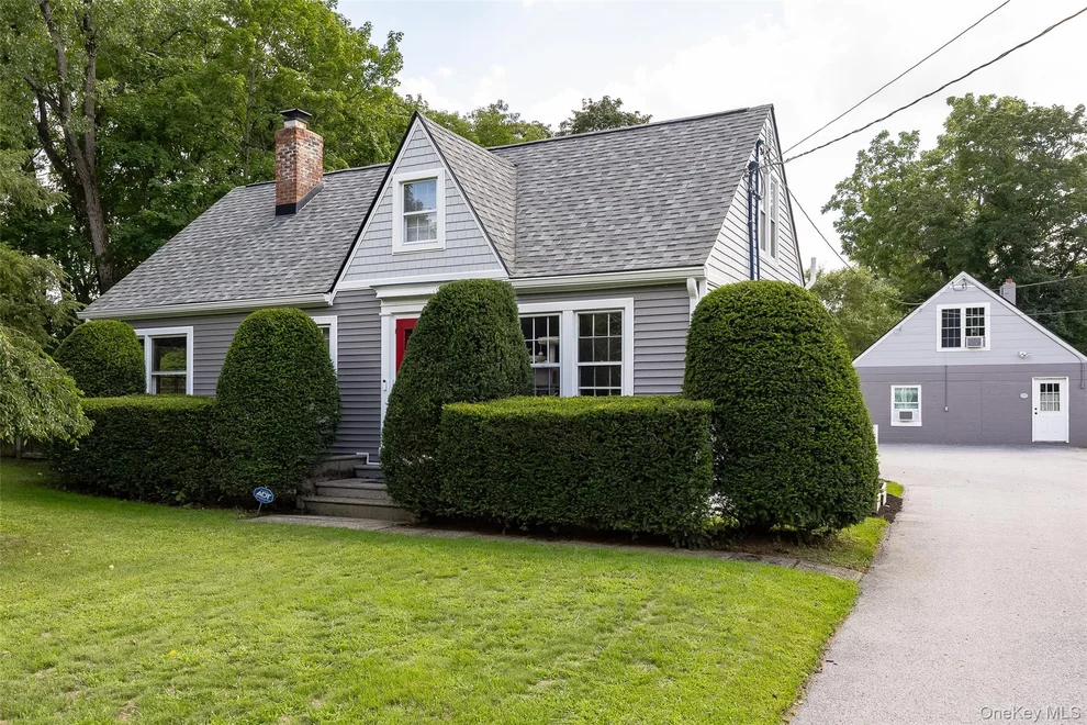 Unit for sale at 13-17 Clark Heights, Pleasant Valley, NY 12569