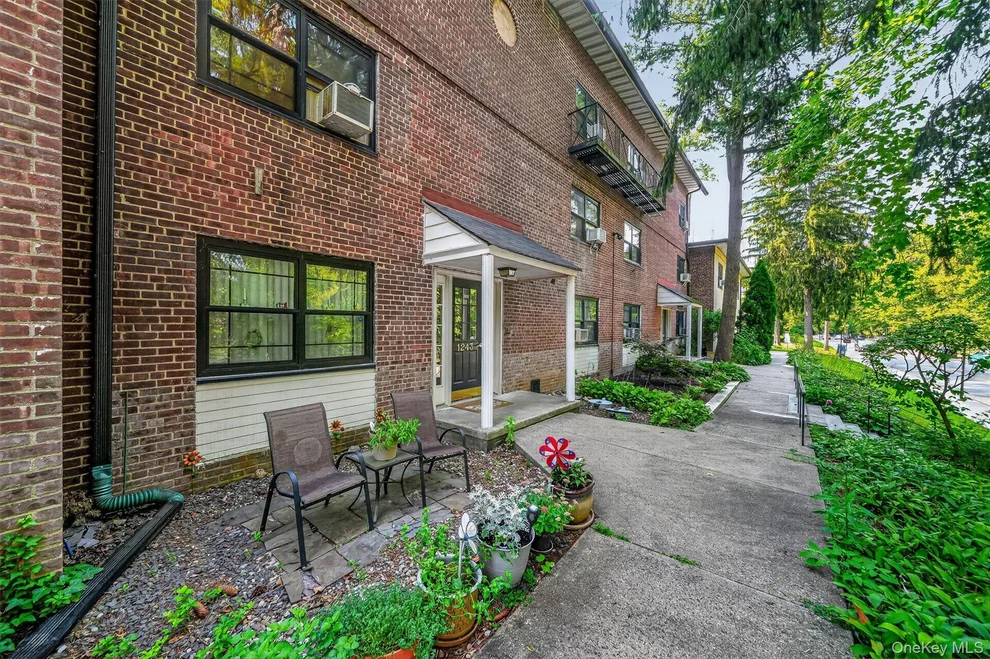 Unit for sale at 1243 California Road, Eastchester, NY 10709