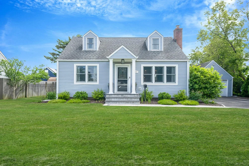Unit for sale at 234 6th Avenue, West Babylon, NY 11704