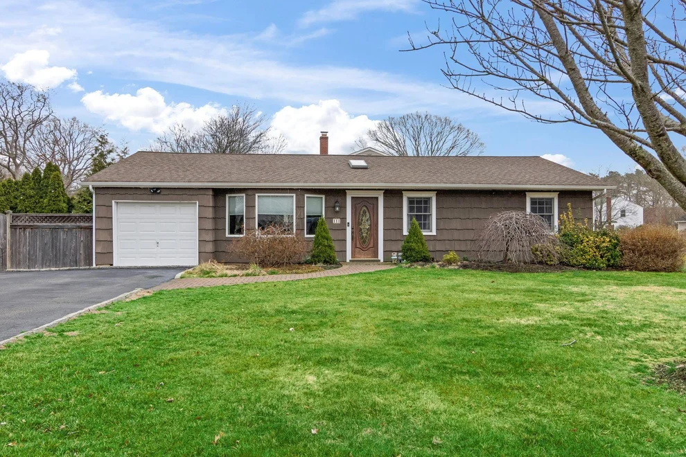 Unit for sale at 111 S Hillside Avenue, Smithtown, NY 11767