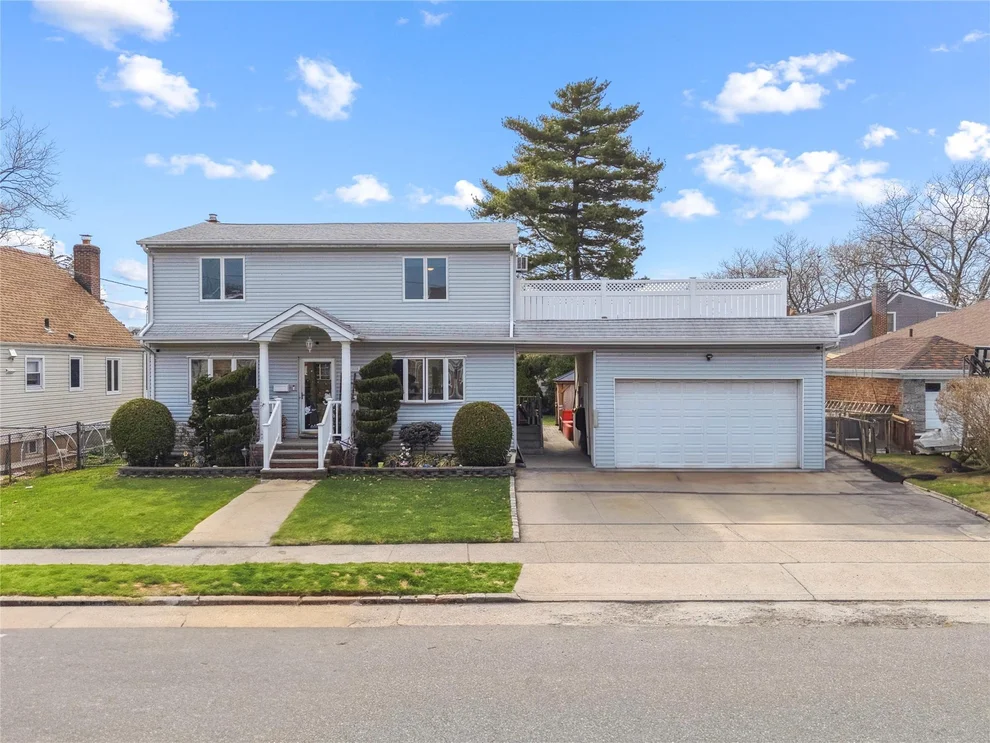 Unit for sale at 110 Norman Street, North Hempstead, NY 11040