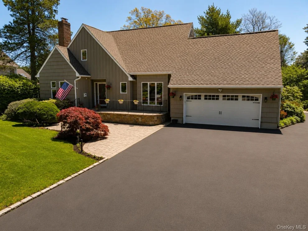 Unit for sale at 38 Shinnecock Lane, Islip, NY 11730