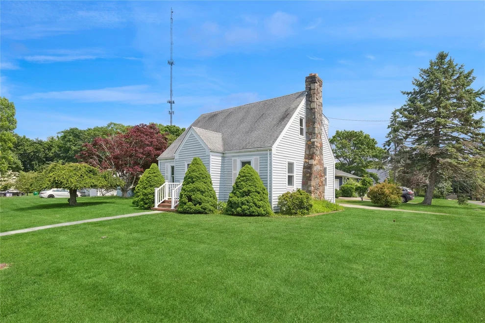 Unit for sale at 1295 Washington Avenue, Southold, NY 11944