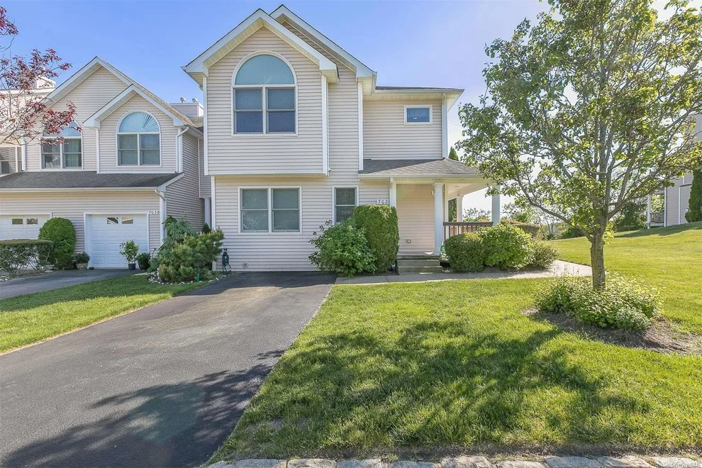 Unit for sale at 702 Willow Pond Drive, Riverhead, NY 11901