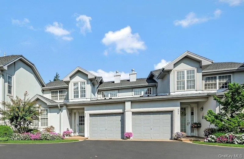 Unit for sale at 685 Balfour Place, Huntington, NY 11747