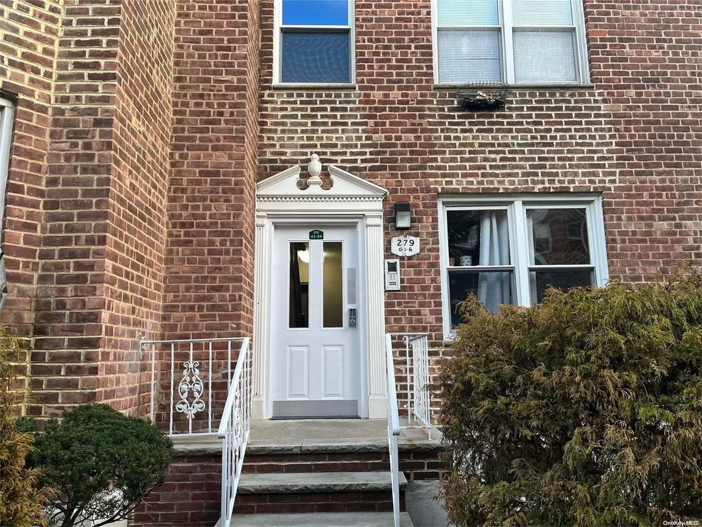 Unit for sale at 279 Cedarhurst Avenue, Hempstead, NY 11516