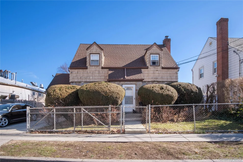 Unit for sale at 16 Hendrickson Avenue, Hempstead, NY 11550