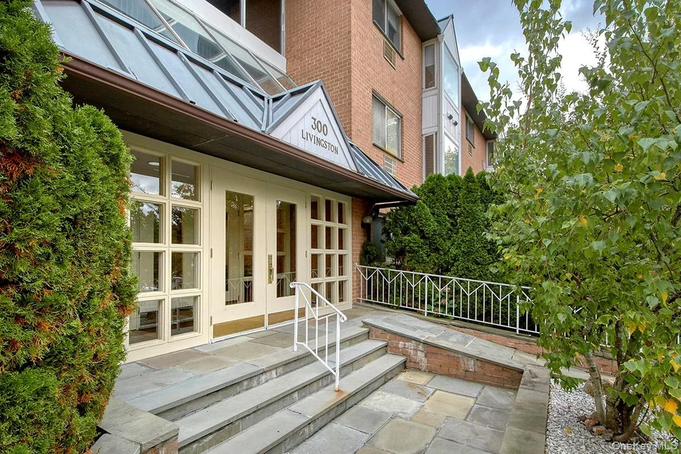 Unit for sale at 300 Livingston Avenue, Mamaroneck, NY 10543