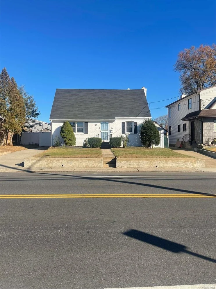 Unit for sale at 171 Nassau Boulevard, Hempstead, NY 11552