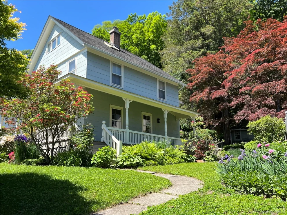 Unit for sale at 95 Edgemont Road, Bedford, NY 10536