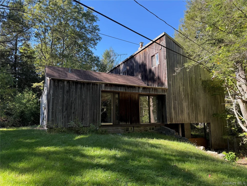 Unit for sale at 98 Eastwoods Road, Pound Ridge, NY 10576