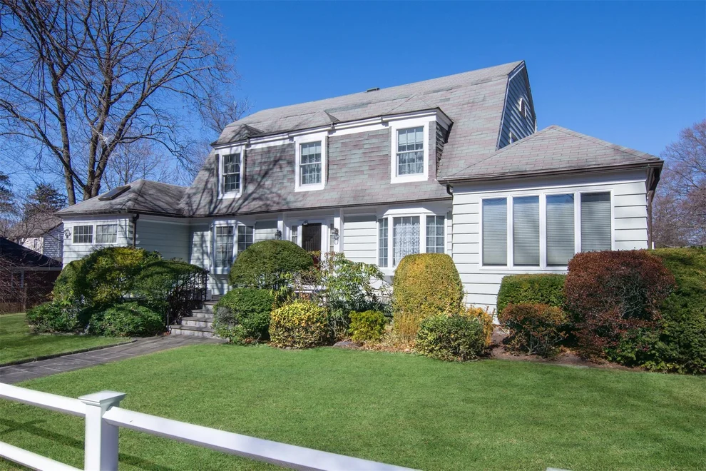 Unit for sale at 103 Iden Avenue, Pelham, NY 10803