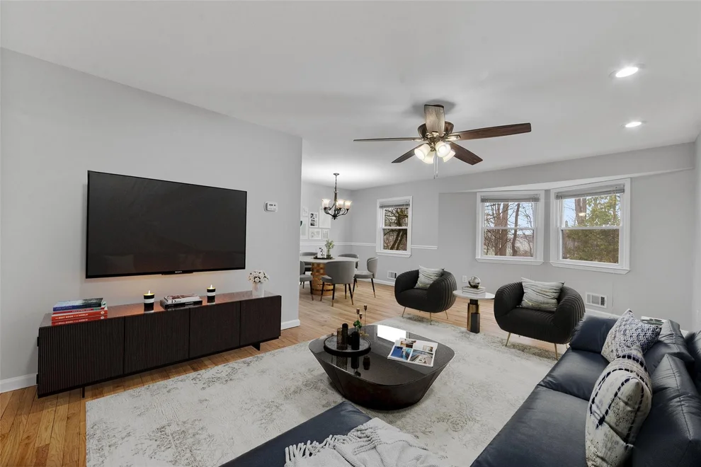 Unit for sale at 27 Walden Court, Yorktown, NY 10598