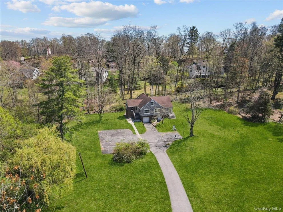 Unit for sale at 9 South Lane, Somers, NY 10536