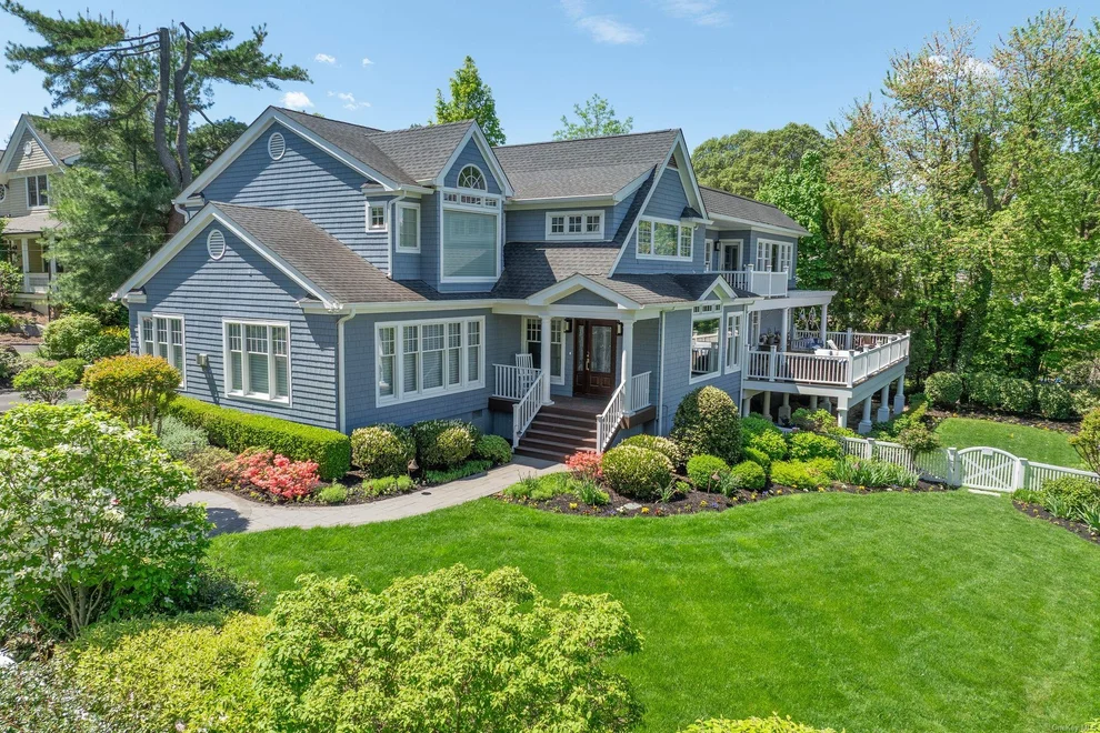 Unit for sale at 9 Beach Drive, Huntington, NY 11743
