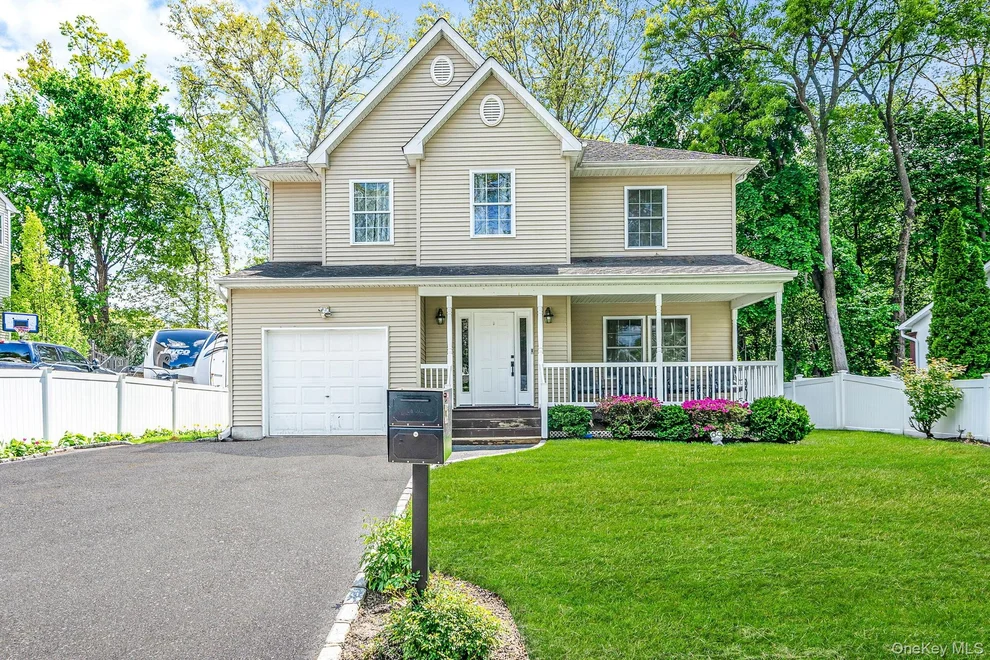 Unit for sale at 72 Rushmore Street, Huntington, NY 11746