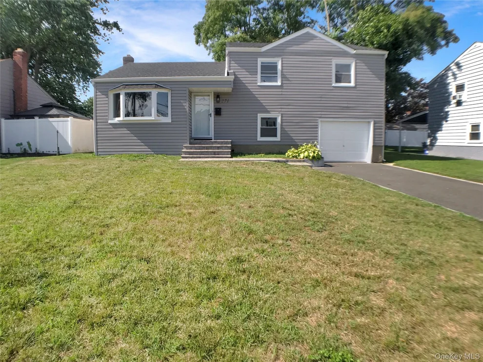 Unit for sale at 271 Lincoln Avenue, Hempstead, NY 11575