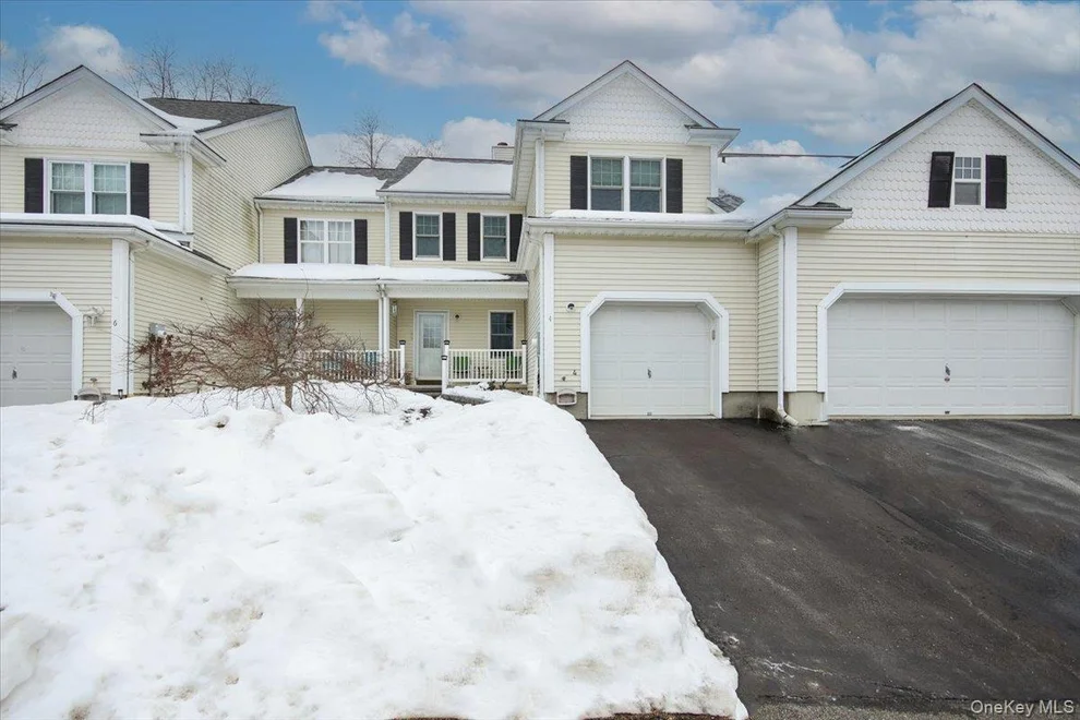 Unit for sale at 4 Osborne Glen, Beekman, NY 12570