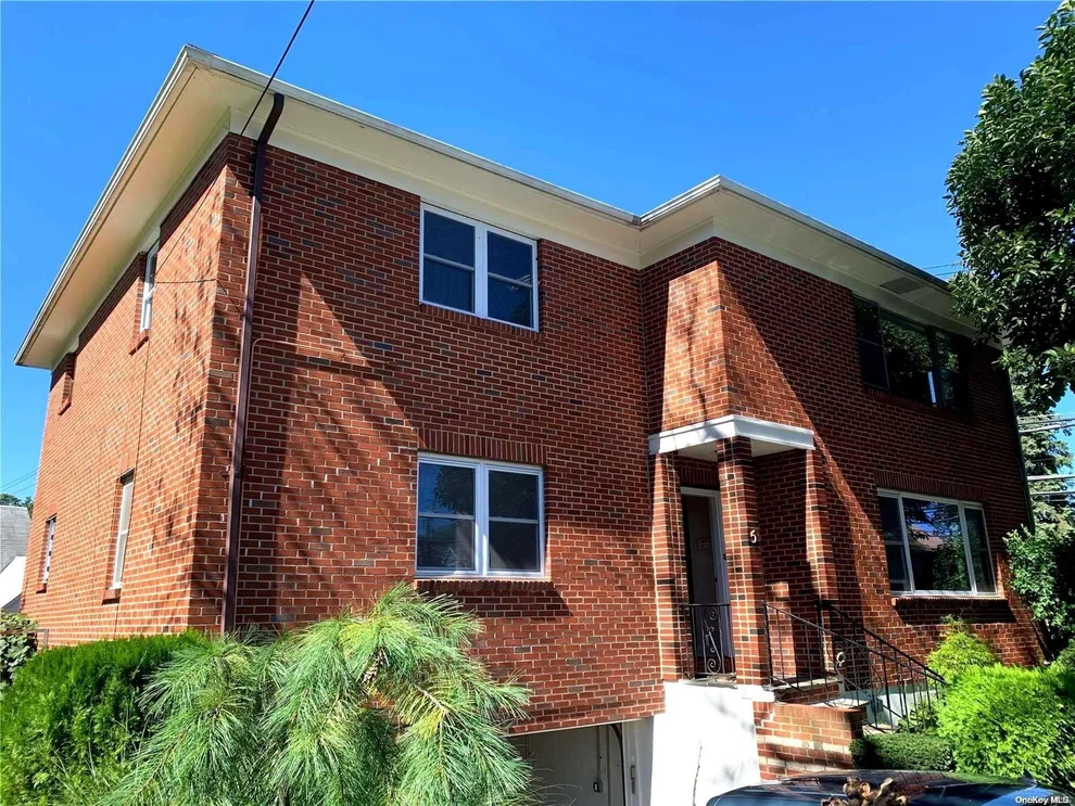 Unit for sale at 5 Rosedale Avenue, New Rochelle, NY 10801