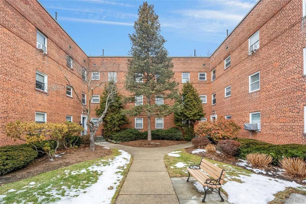 Unit for sale at 330 S Broadway, Greenburgh, NY 10591