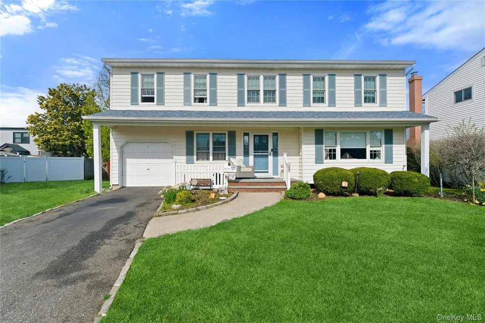 Unit for sale at 157 Garden Place, Hempstead, NY 11552