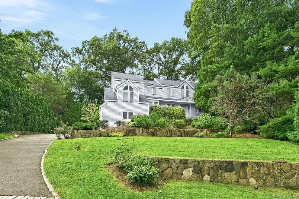 Unit for sale at 35 Highridge Road, Greenburgh, NY 10530