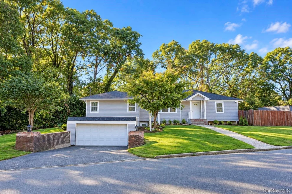Unit for sale at 52 March Court, Brookhaven, NY 11784
