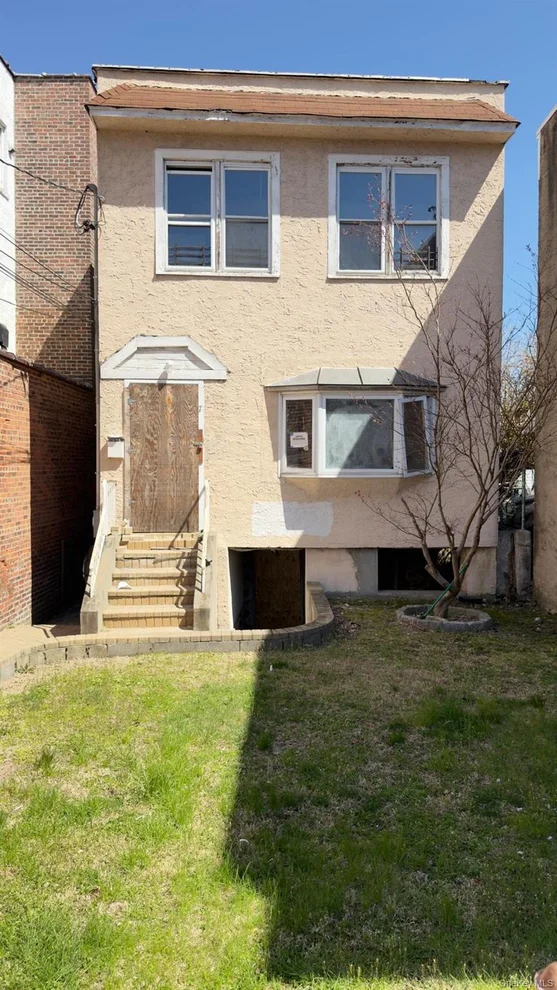 Unit for sale at 7 6th Street, New Rochelle, NY 10801