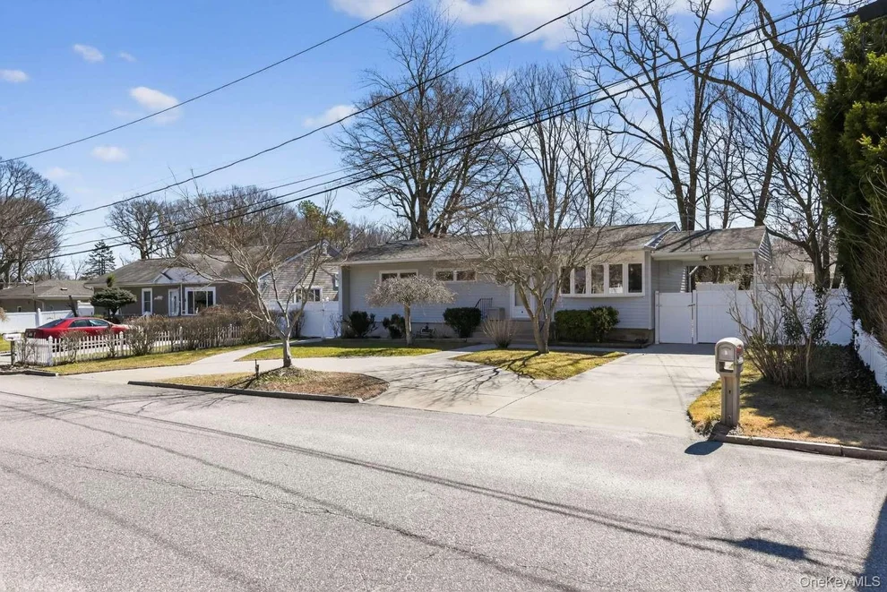 Unit for sale at 4 Jane Street, Brookhaven, NY 11784