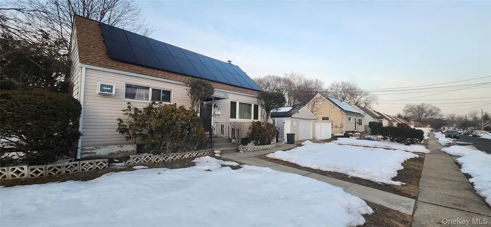 Unit for sale at 485 Barbara Lane, Hempstead, NY 11552