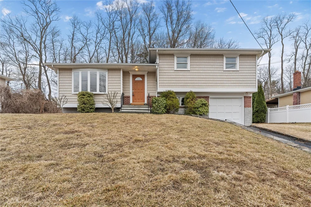 Unit for sale at 9 Rumbrook Road, Greenburgh, NY 10523