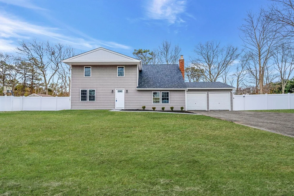 Unit for sale at 14 Cottonwood Avenue, Brookhaven, NY 11776