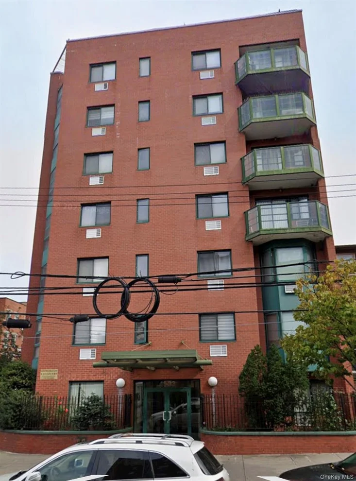 41-33 Parsons Boulevard