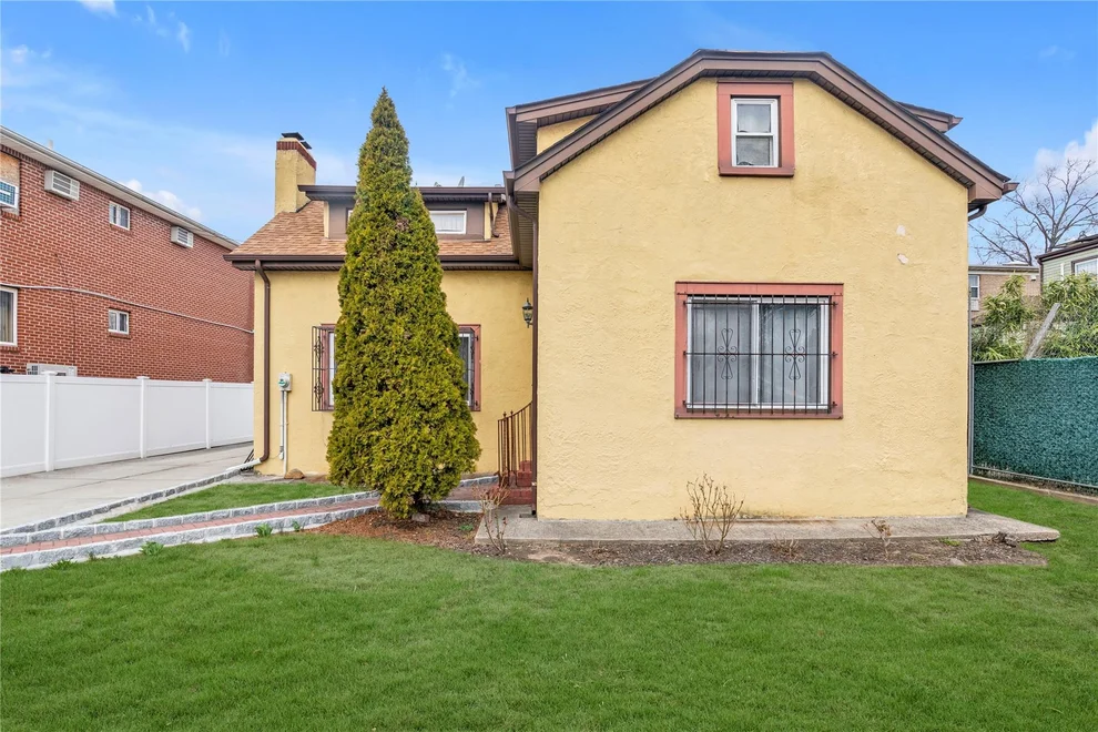 Unit for sale at 147-49 84 Road, New York, NY 11435