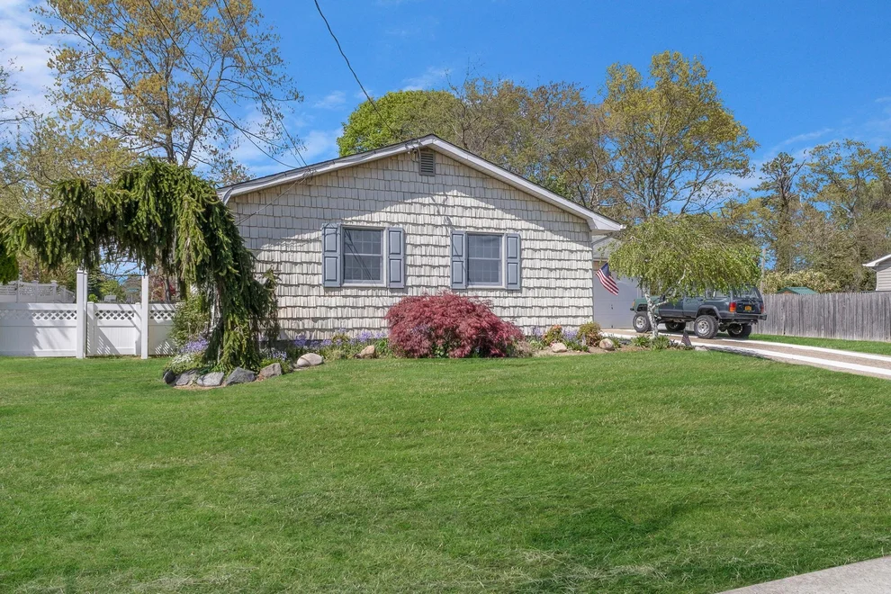 Unit for sale at 15 Richard Place, Brookhaven, NY 11779