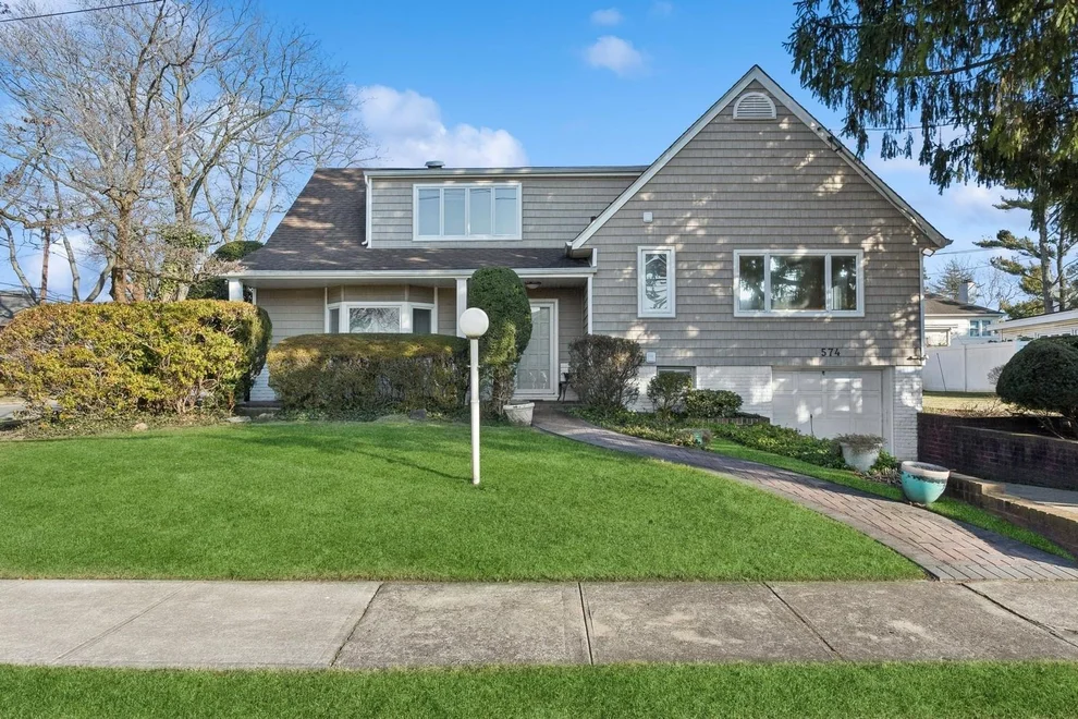 Unit for sale at 574 Norman Way, Hempstead, NY 11598