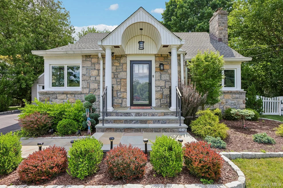 Unit for sale at 512 Westlake Drive, Mount Pleasant, NY 10595