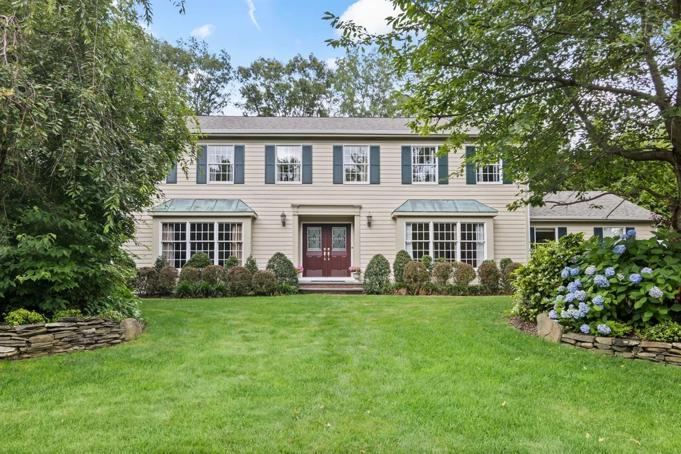 Unit for sale at 2 Saybrook Court, Brookhaven, NY 11776