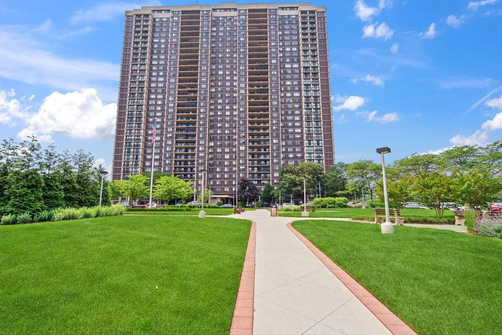 Unit for sale at 270-10 Grand Central Parkway, New York, NY 11005