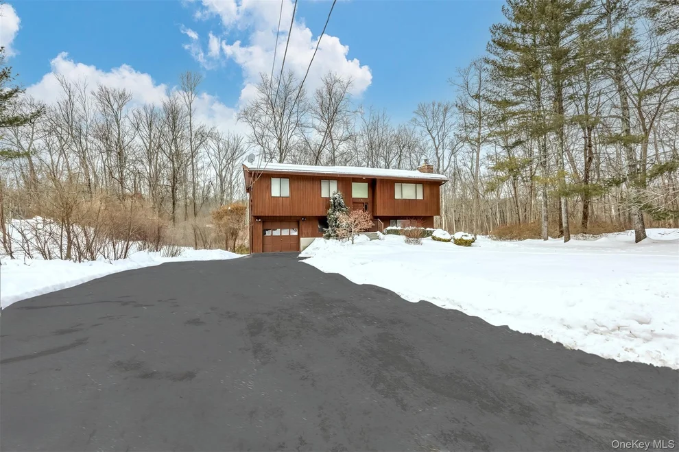 Unit for sale at 49 Camp Hill Road, Ramapo, NY 10970