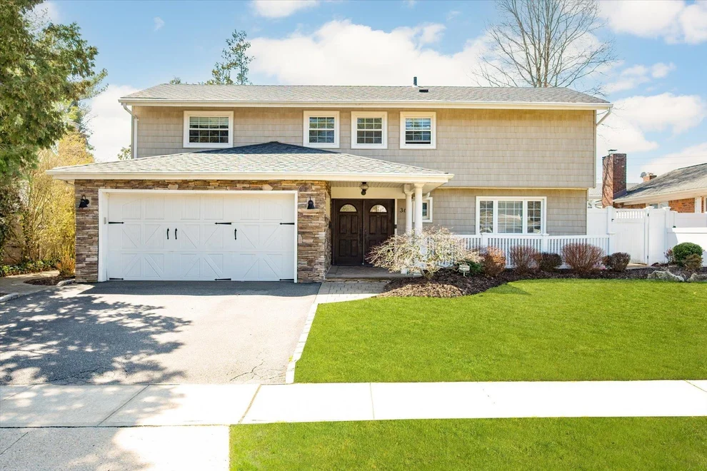 Unit for sale at 36 Joyce Road, Oyster Bay, NY 11803