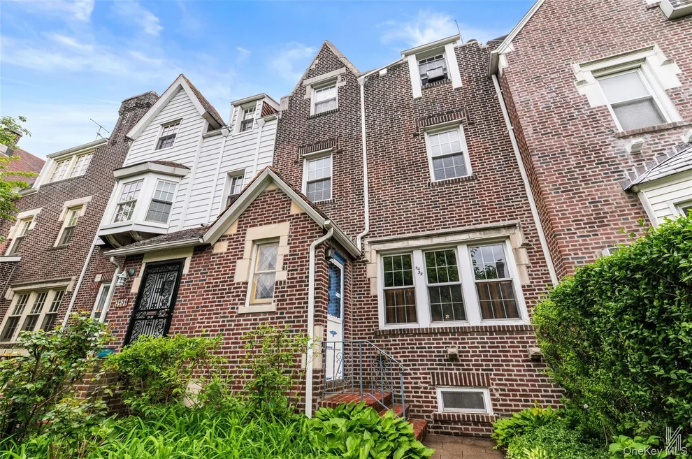 Unit for sale at 34-32 84th Street, New York, NY 11372