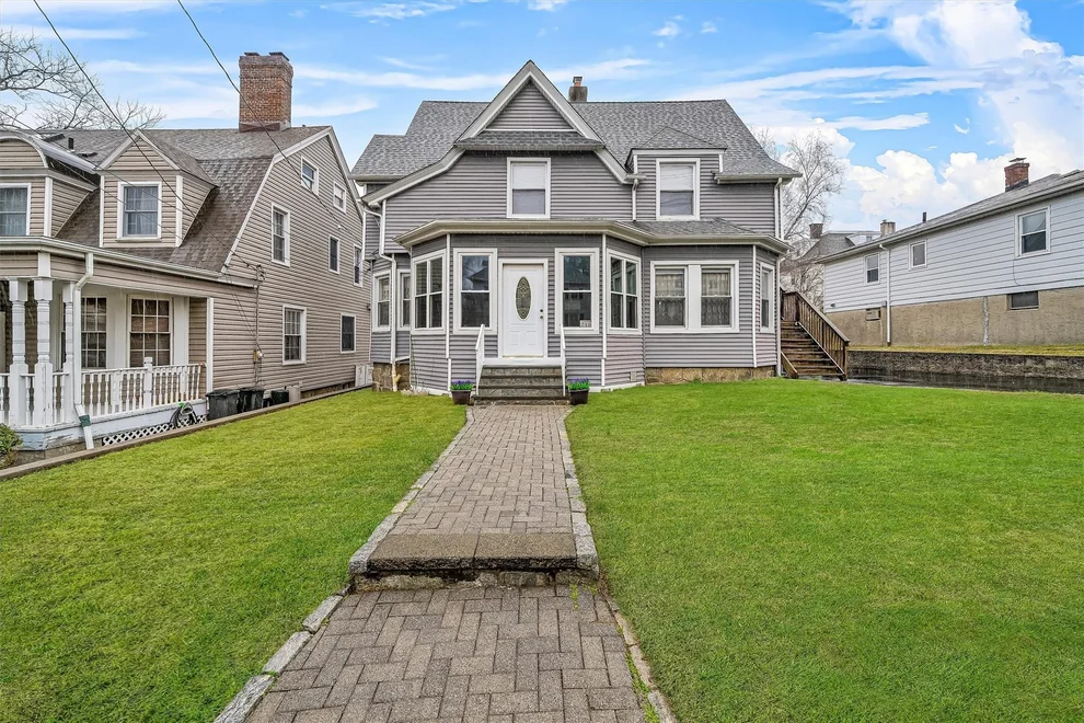 Unit for sale at 710 Palisade Avenue, Yonkers, NY 10703