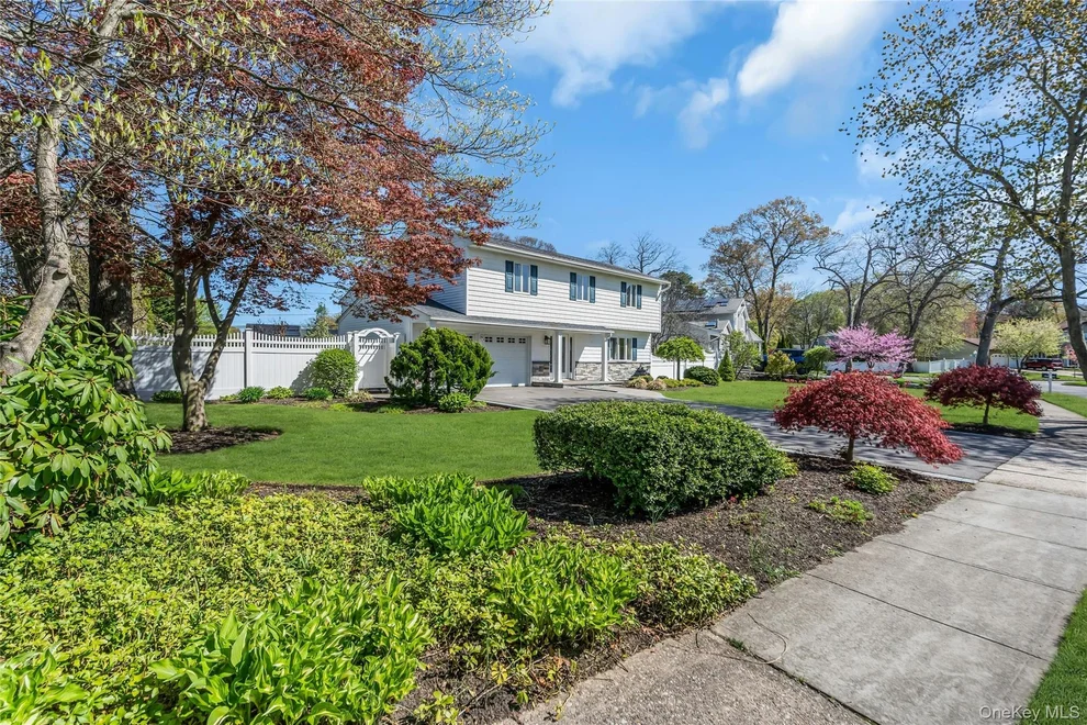 Unit for sale at 288 Bow Drive, Smithtown, NY 11787