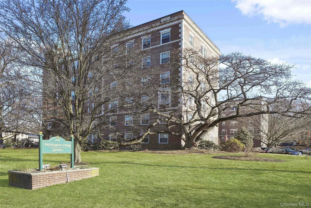 Unit for sale at 300 S Broadway, Greenburgh, NY 10591
