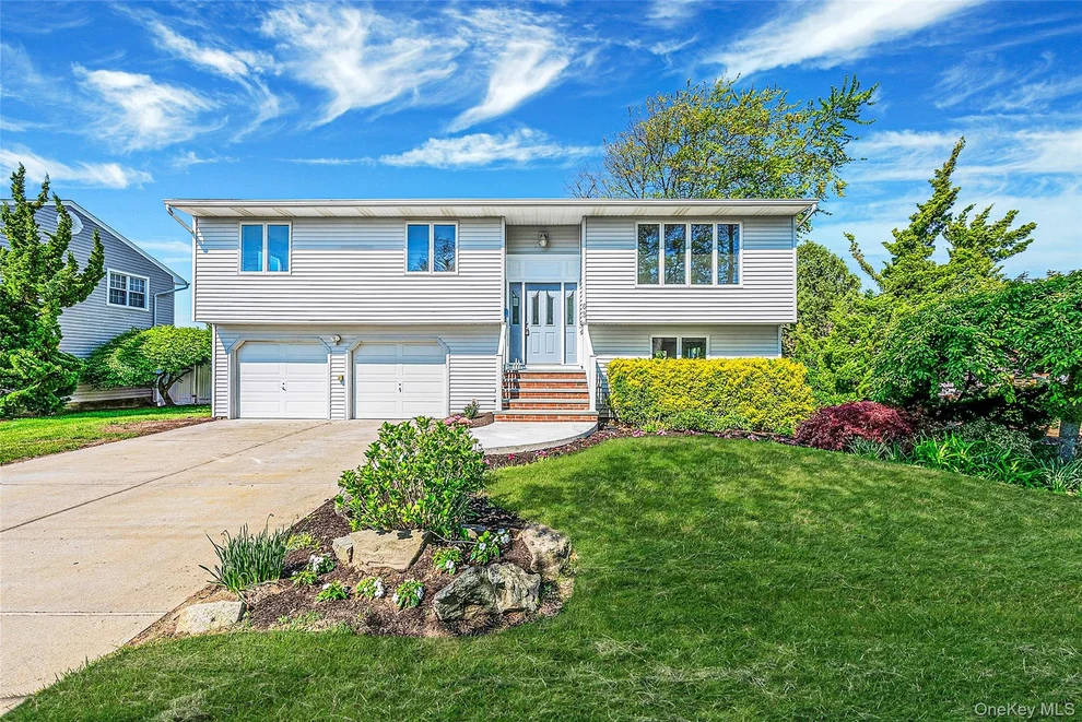 Unit for sale at 63 Ripplewater Avenue, Oyster Bay, NY 11758