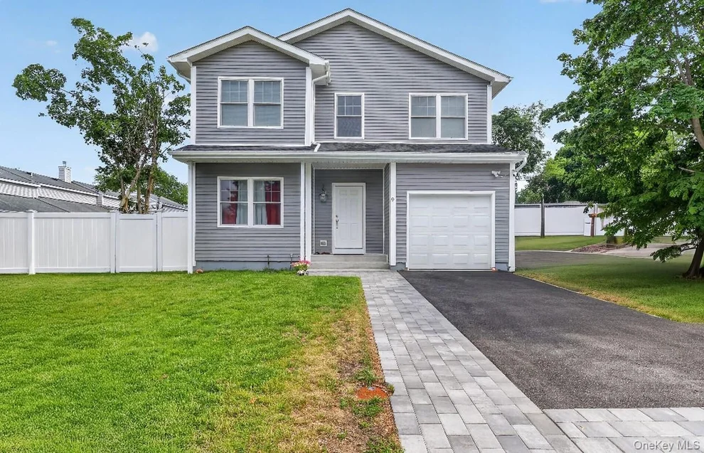 Unit for sale at 9 Okane Street, Islip, NY 11722